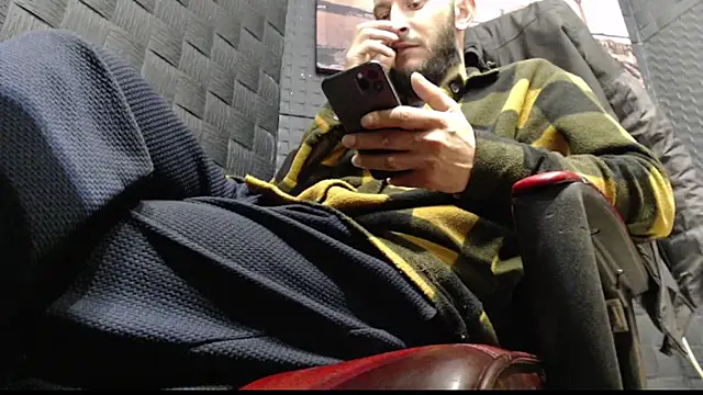 hardbigcock16 online show from 11/26/25, 09:54