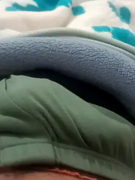 zazaza12ratyuijgg online show from 01/15/26, 03:05