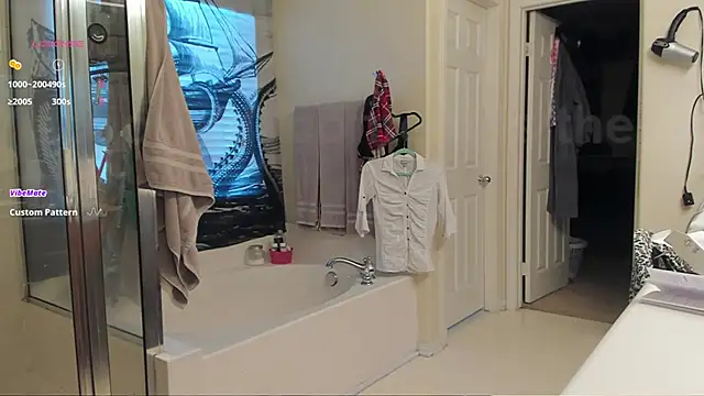 Peaches N Kreme online show from 02/15/25, 11:25