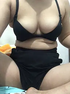 Snapshot of Lona_Lina chatting on 01/23/25, 12:52 Lona Lina online show from 01/23/25, 12:52