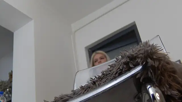 Snapshot of AnyaRose chatting on 12/13/24, 02:05 AnyaRose online show from 12/13/24, 02:05