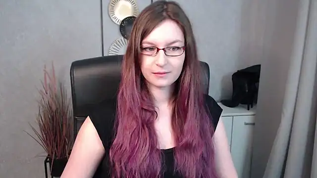 emmaxDelight online show from 03/07/25, 06:35