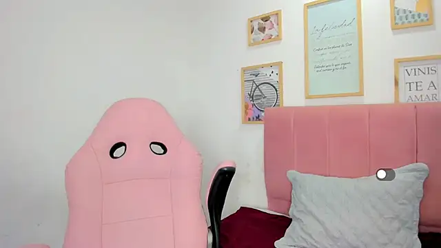 victoria love89 online show from 09/21/25, 03:19