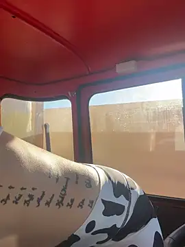 JoleneFuego online show from 11/06/25, 09:21