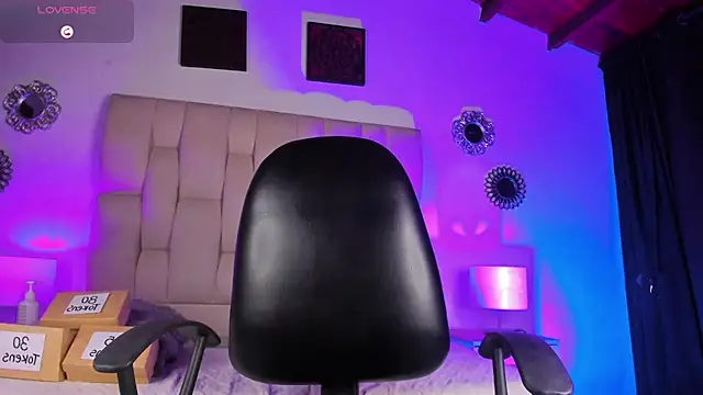 Mia ross16 online show from 01/13/25, 10:24