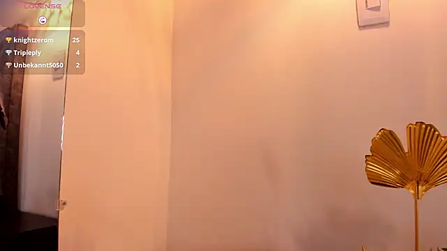 Mia ross16 online show from 02/09/25, 10:21