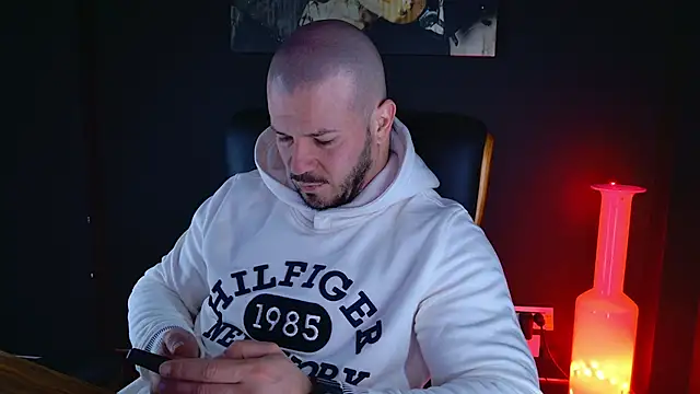 AngeloEric online show from 01/07/25, 06:27