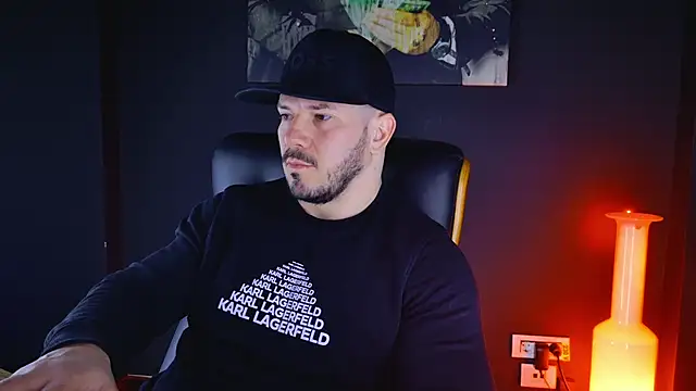 AngeloEric online show from 01/08/25, 06:41