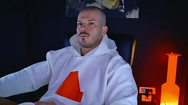 AngeloEric online show from 01/12/25, 01:05