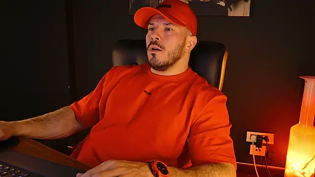 AngeloEric online show from 12/14/25, 01:38