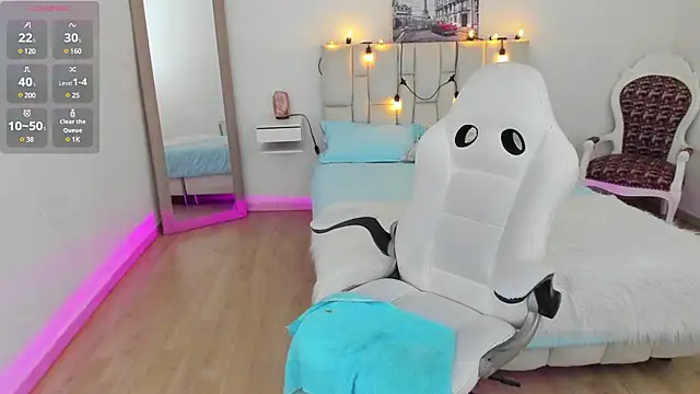 zoe turnner 18 online show from 02/12/25, 11:29