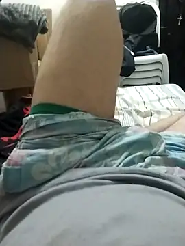 Snapshot of Gasparin32 chatting on 03/04/25, 09:00 Gasparin32 online show from 03/04/25, 09:00