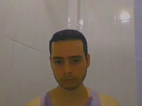 Snapshot of Gasparin32 chatting on 11/01/25, 01:07 Gasparin32 online show from 11/01/25, 01:07