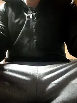 xxxBigbrowndickxxx online show from 02/17/25, 10:36