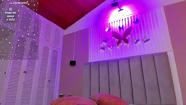 dyvis 22 online show from 09/25/25, 11:36