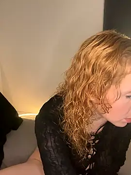 Snapshot of alt_cutie chatting on 09/11/25, 05:46 alt cutie online show from 09/11/25, 05:46