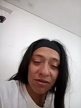 Snapshot of loren3124 chatting on 04/21/26, 05:06 loren3124 online show from 04/21/26, 05:06