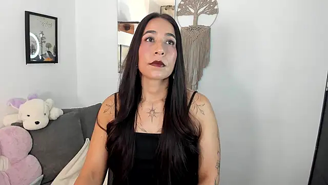 Snapshot of electra_hunt chatting on 05/06/26, 11:54 electra hunt online show from 05/06/26, 11:54