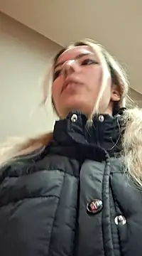 allinqueen online show from 12/18/24, 02:38