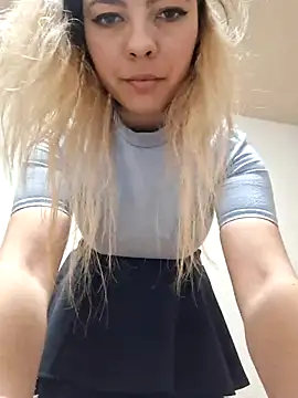 allinqueen online show from 02/26/25, 04:03