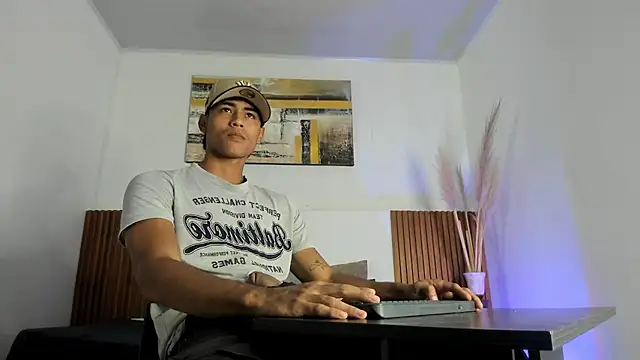 zander 2120 online show from 12/22/25, 12:46