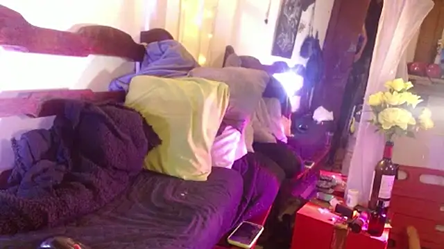 laye19 online show from 03/21/26, 10:20