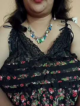 neelu-hoty online show from 01/25/25, 03:09