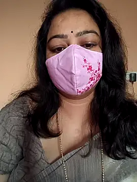 neelu-hoty online show from 01/31/25, 02:15