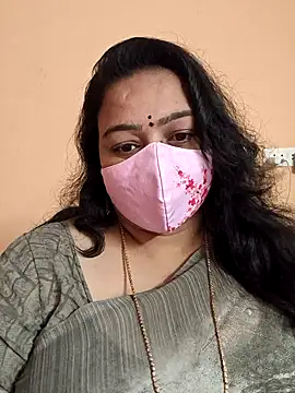 neelu-hoty online show from 02/06/25, 02:37