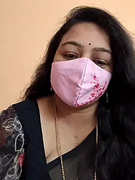 neelu-hoty online show from 02/10/25, 01:44