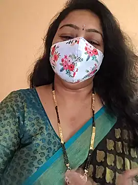 neelu-hoty online show from 03/03/25, 11:55