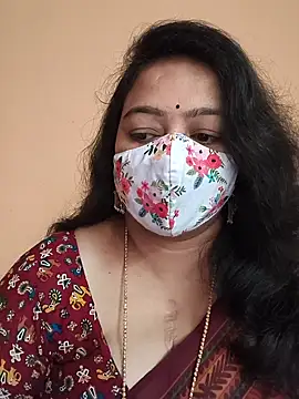 neelu-hoty online show from 03/10/25, 01:56