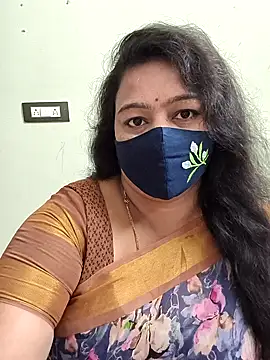 neelu-hoty online show from 02/21/26, 08:15