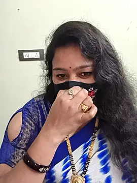 neelu-hoty online show from 02/22/26, 05:00