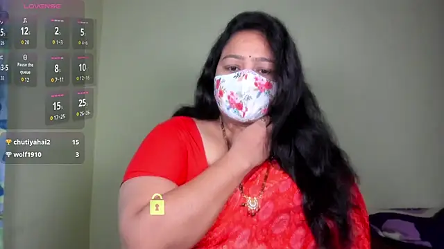 neelu-hoty online show from 06/02/26, 11:23