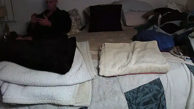 Hand69someguy online show from 11/10/25, 10:58