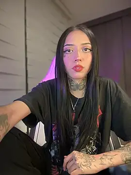 ANDREA FERRY online show from 02/02/25, 07:41