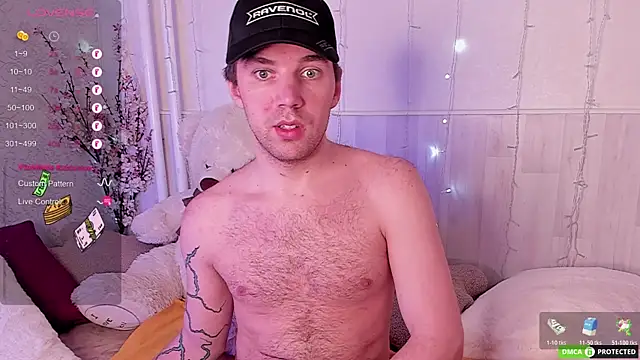 ArthurWhitee online show from 11/05/25, 08:58