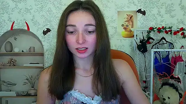  Barbie Kiss  online show from 10/26/25, 03:18