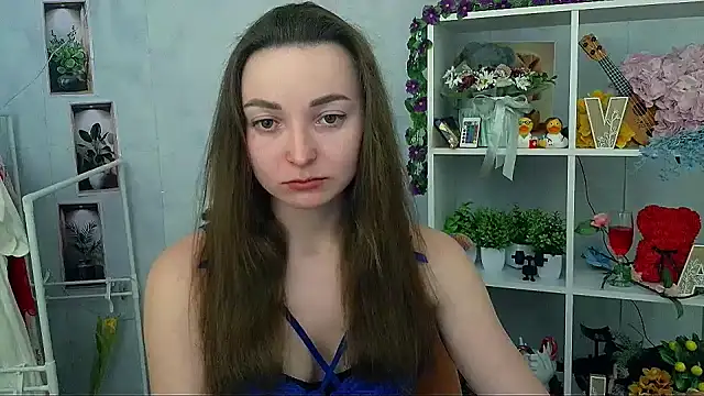  Barbie Kiss  online show from 03/17/26, 02:09