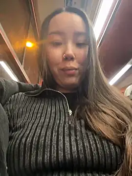 Asian Asami online show from 12/05/24, 02:00