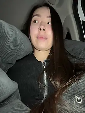 Asian Asami online show from 12/31/24, 08:02