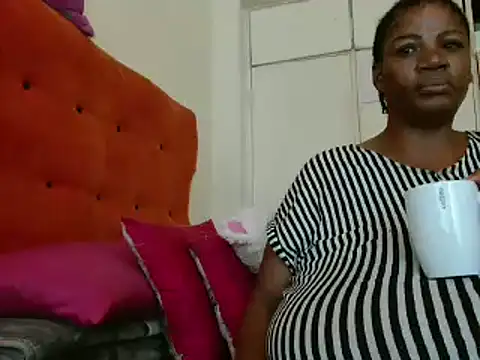 tinagiant online show from 01/17/25, 09:17