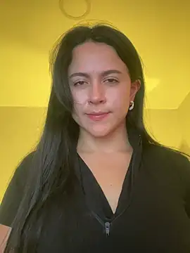 CoralineKam1 online show from 02/23/25, 09:37