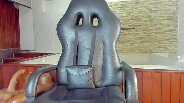 Hanna lens online show from 03/20/25, 07:57