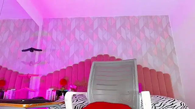 angelyy 02 online show from 02/05/25, 10:55