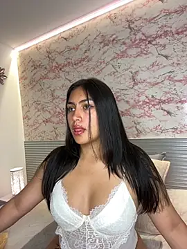 Snapshot of _Danaa chatting on 09/30/25, 06:57  Danaa online show from 09/30/25, 06:57