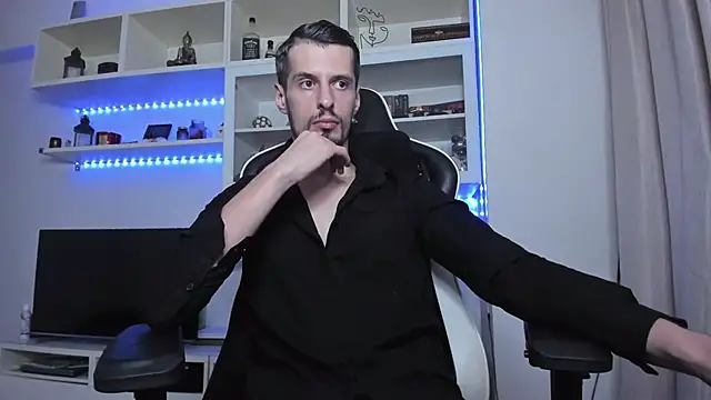 ToddClaytonn online show from 10/14/25, 10:43