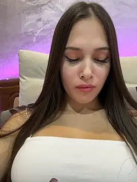 EricaWalls online show from 01/28/25, 06:17