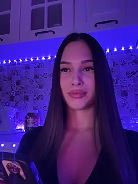 EricaWalls online show from 02/05/25, 05:09